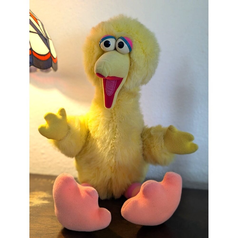 Vintage Big Bird Plush Toy With Movable Beak & Soft Pink Feet 20" Yellow Sesame